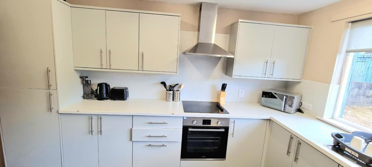 Modern Guest House - Central Inverness - Complimentary Snacks - Free Parking Exterior foto