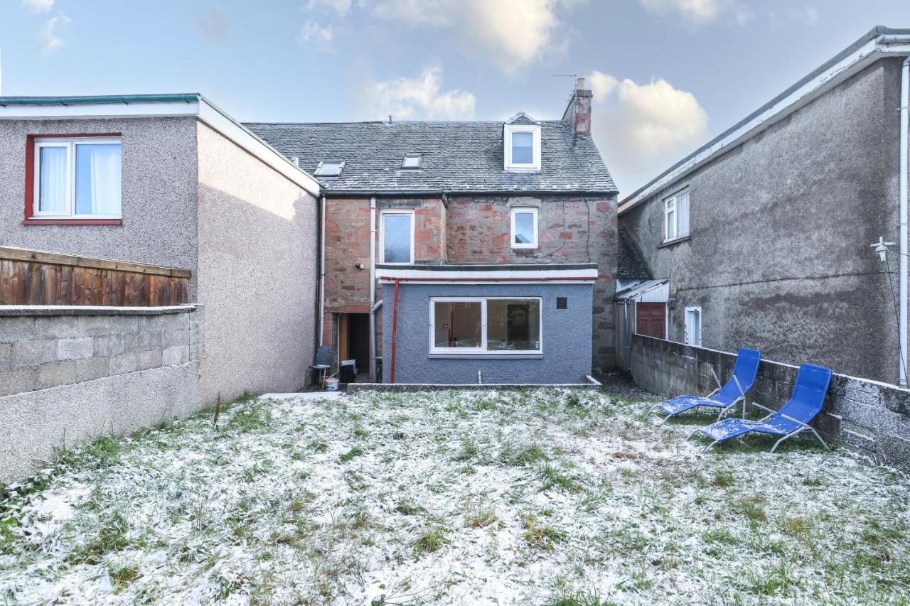 Modern Guest House - Central Inverness - Complimentary Snacks - Free Parking Exterior foto