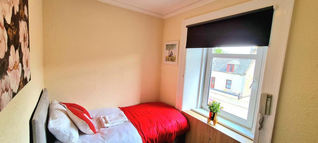 Modern Guest House - Central Inverness - Complimentary Snacks - Free Parking Exterior foto