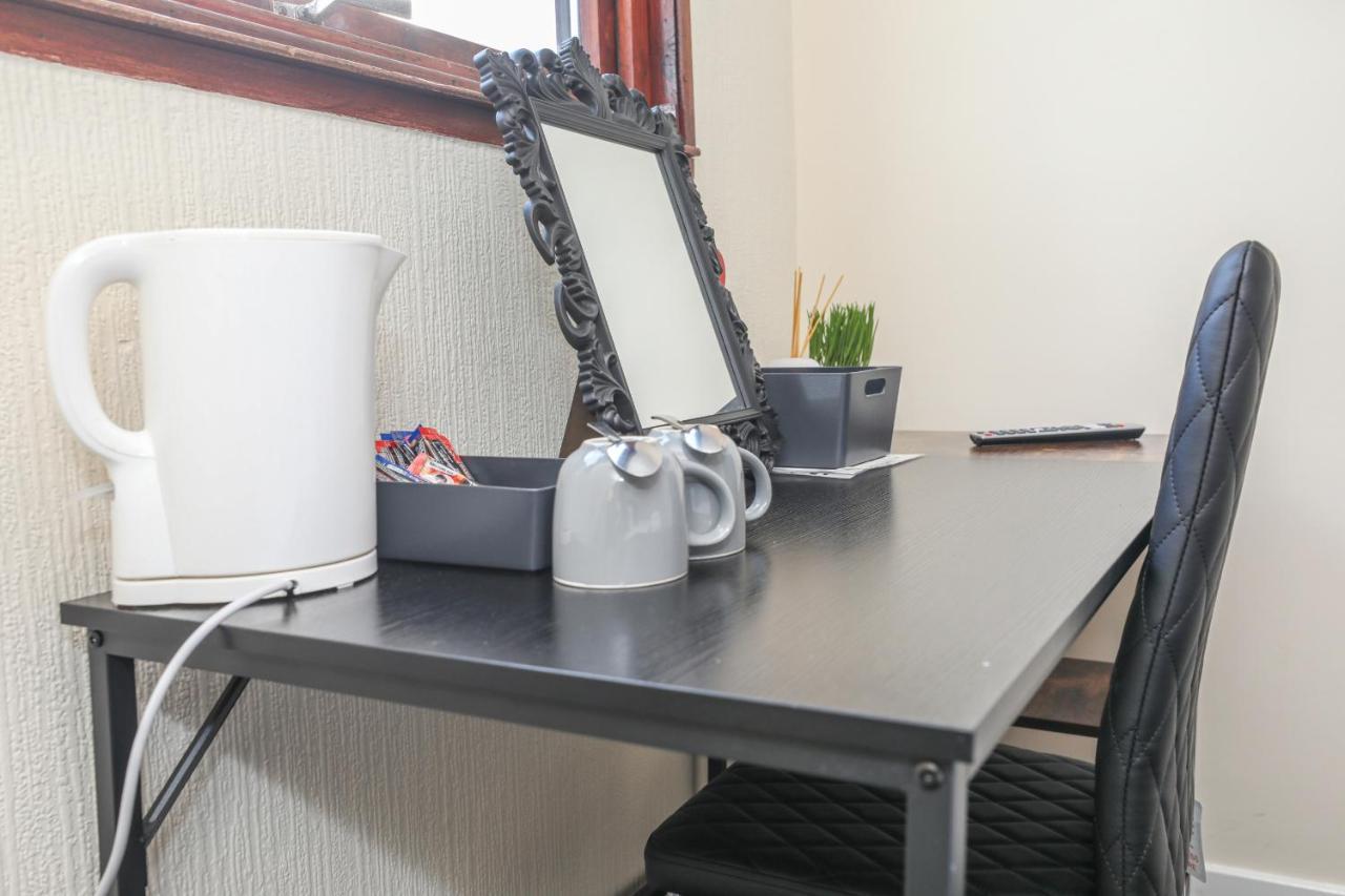 Modern Guest House - Central Inverness - Complimentary Snacks - Free Parking Exterior foto
